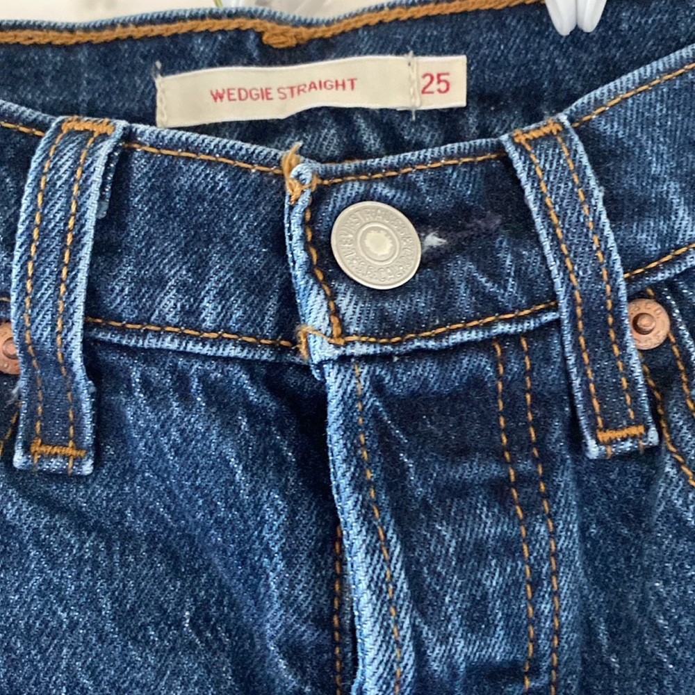 LEVIS JEANS - Picture 2 of 5